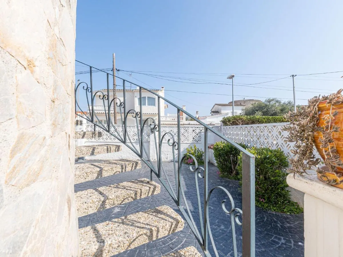 Holiday Home Louise By Interhome Empuriabrava